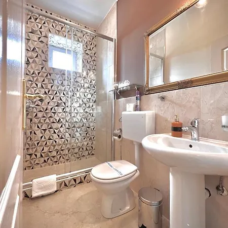 Hotel International 4*