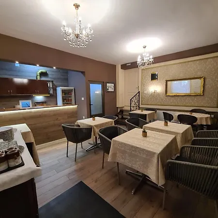 International Szálloda 4*